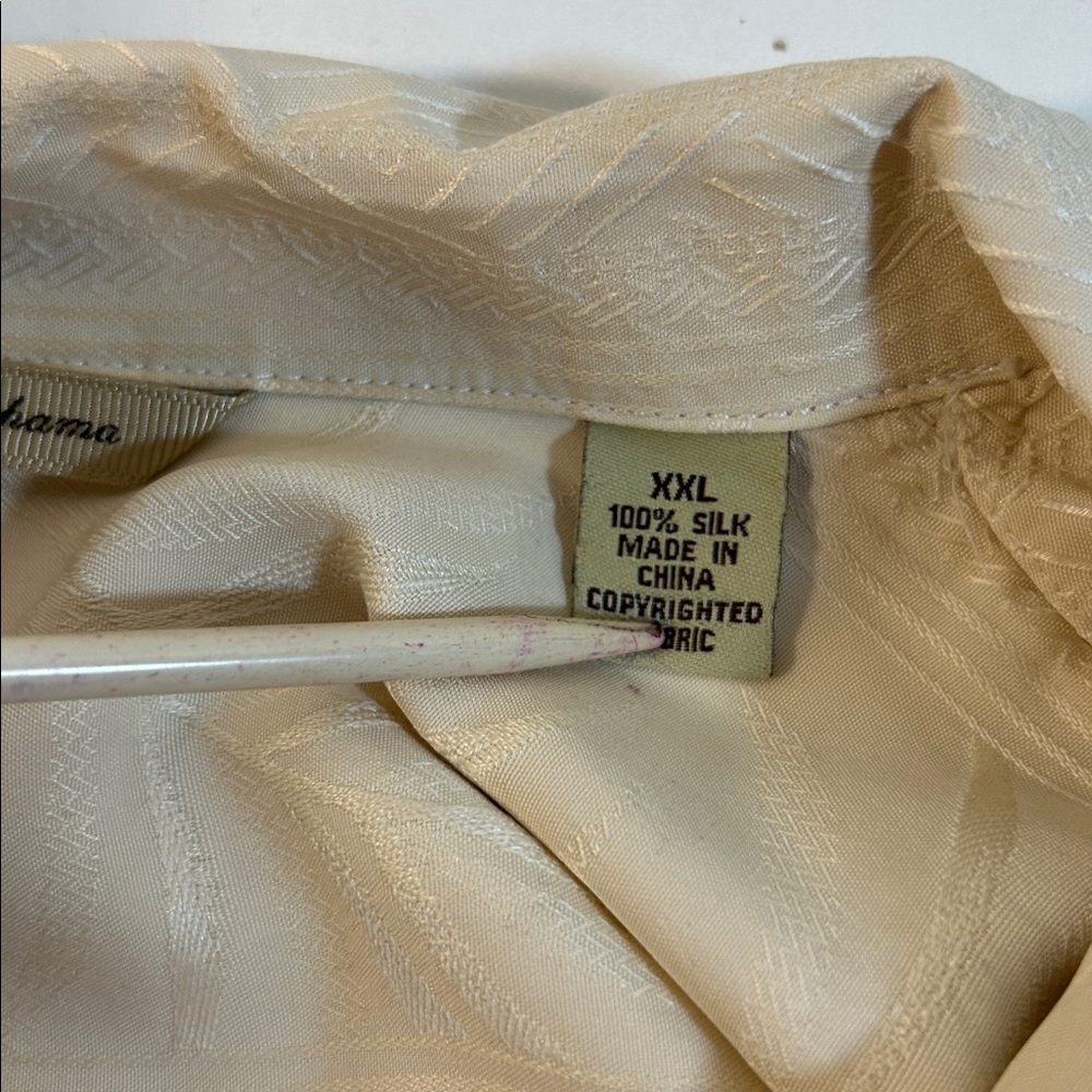 Tommy Bahama Men’s Cream Short Sleeve Shirt - Picture 4 of 4